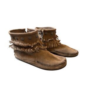 Minnetonka Moccasin Boots Gray Brown Suede Fringe Zipper Womens Ankle Boot READ